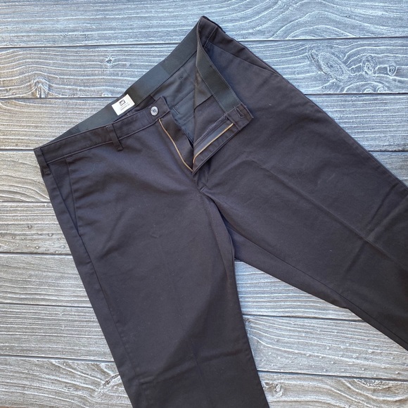 Men's Lee Custom Fit Straight Fit Flat Front Pants - Picture 3 of 5